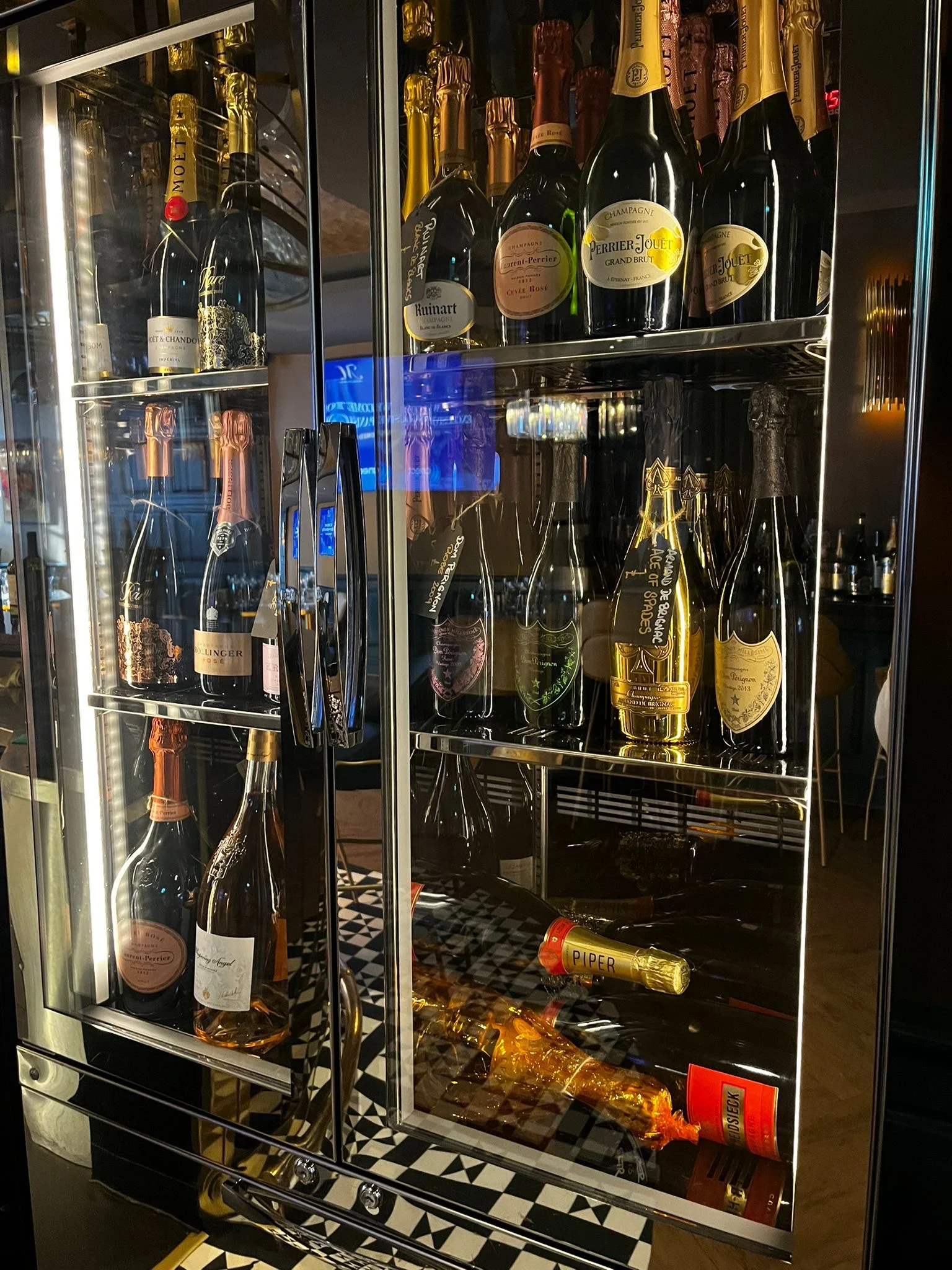 0d3dc51e 722b 43ed a82a cd4b1b650abf